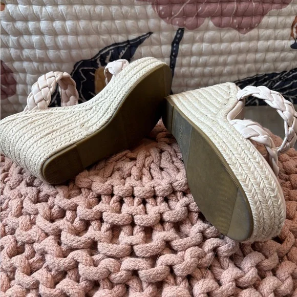 Braided Platform Wedge Sandals - Picture 3 of 5